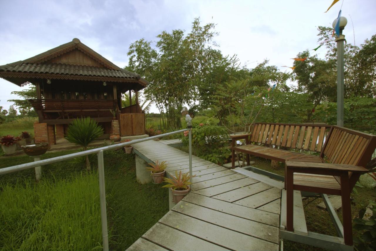 Hotel เรือนไทยใจสุขเอ๋ย Ban Bang Wa Exterior foto